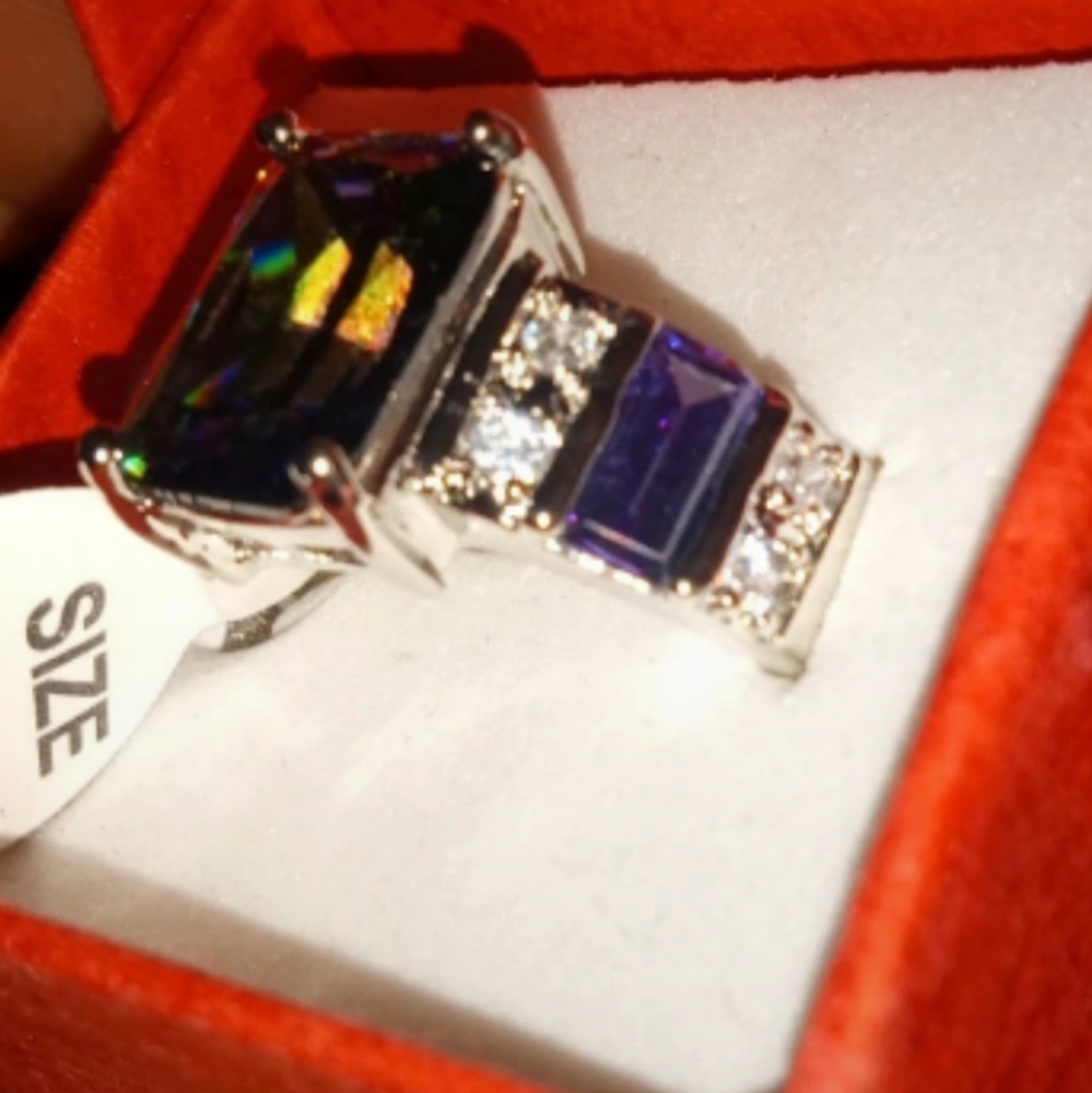 Fire & Ice Ring - Picture 2 of 3
